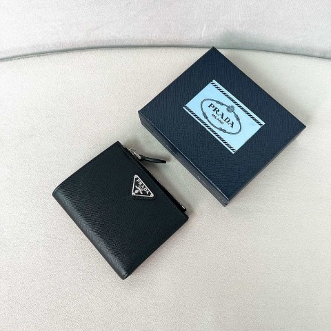 프라다 사피아노 가죽 반지갑