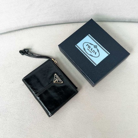프라다 스몰 가죽 지갑