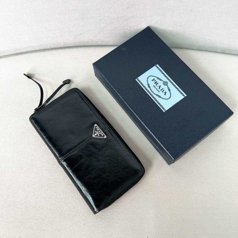 프라다 가죽 장지갑