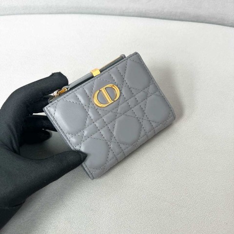 디올 30 몽테인 달리아 반지갑