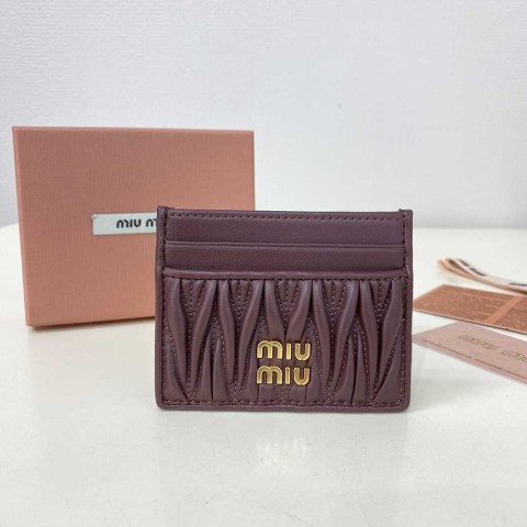 미우미우 마테라쎄 카드지갑