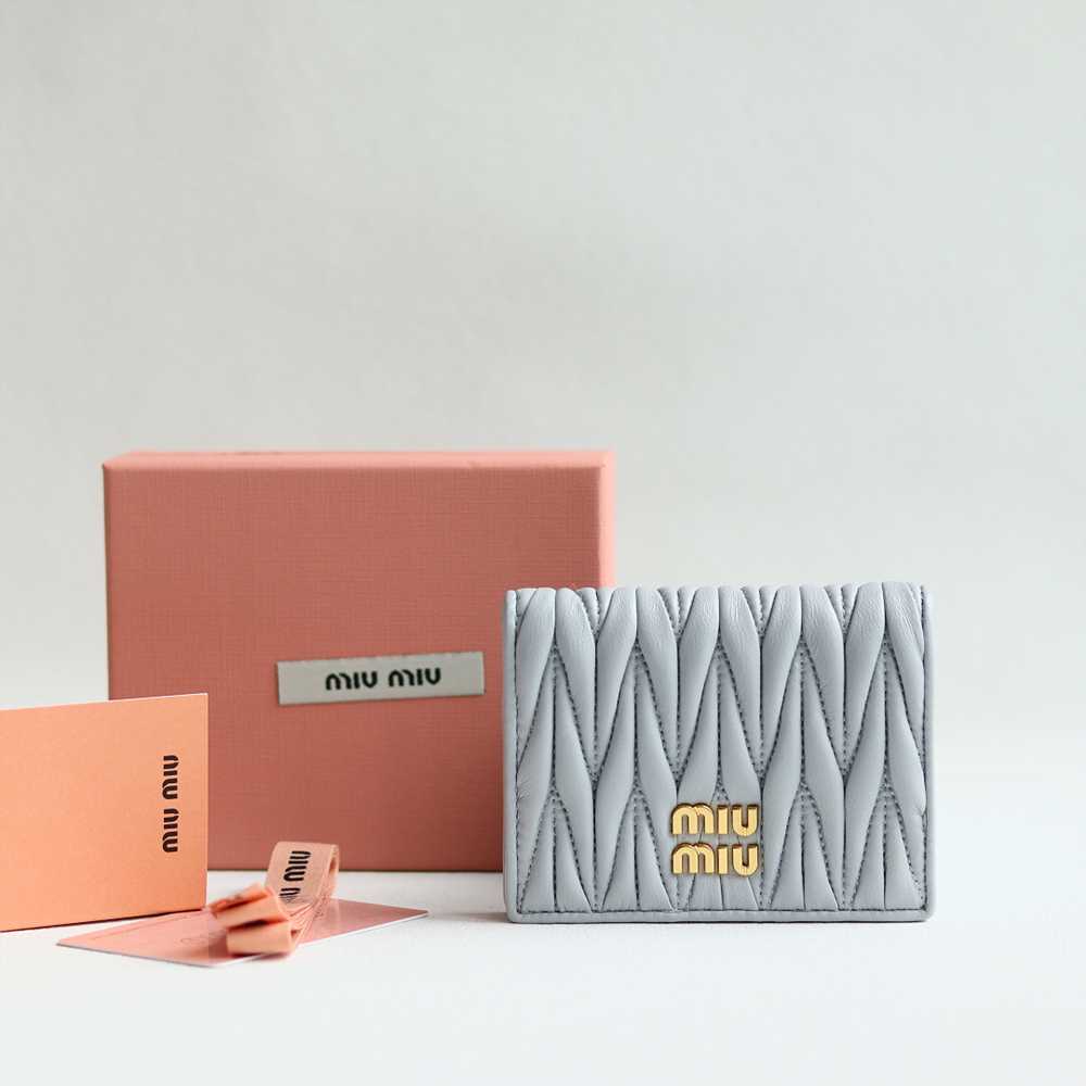 미우미우 마테라쎄 반지갑
