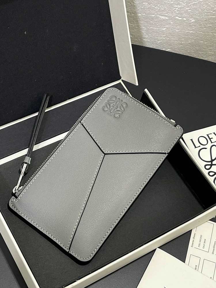 로에베 퍼즐 지퍼 롱 카드지갑