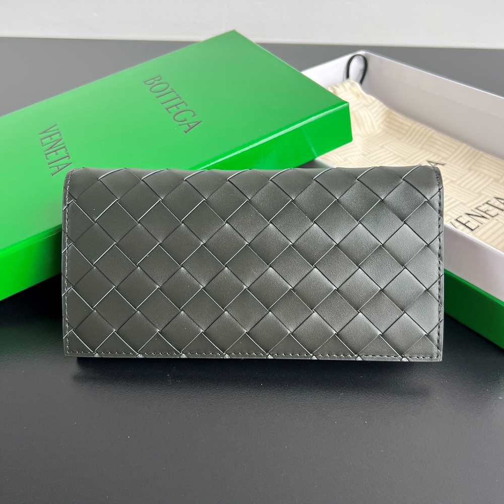 보테가베네타 인트레치아토 장지갑