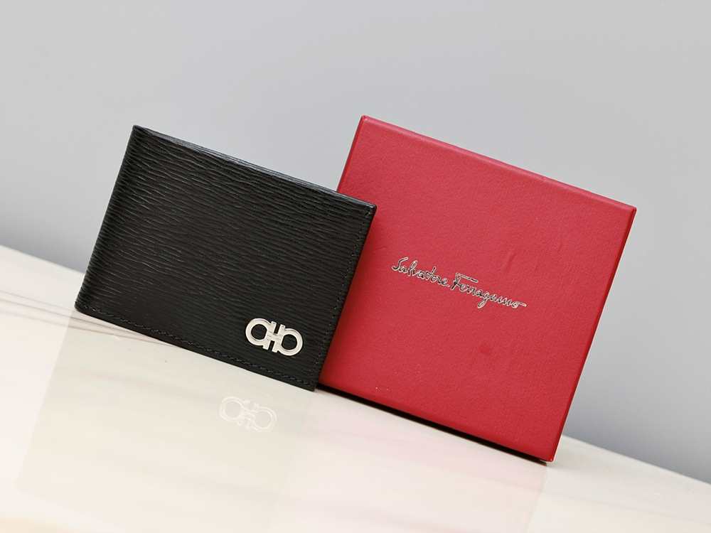 페라가모 반지갑 (레드)