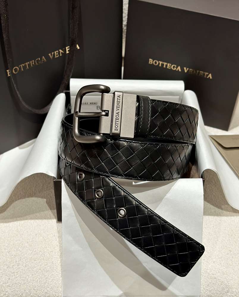 보테가베네타 인트라치아토 벨트