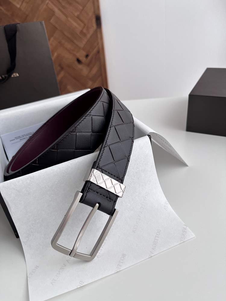 보테가베네타 인트라치아토 벨트