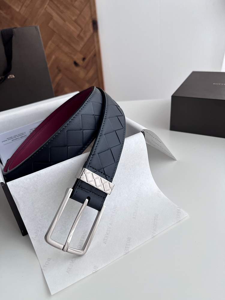 보테가베네타 인트라치아토 벨트