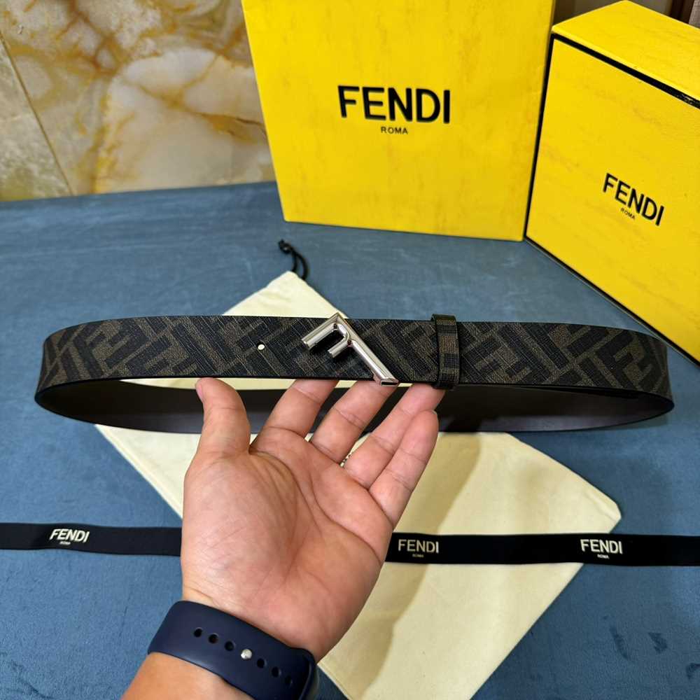 펜디 F 로고 벨트