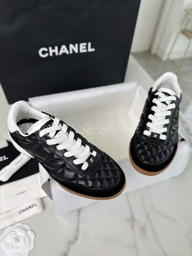 샤넬 23K 퀼팅 스니커즈