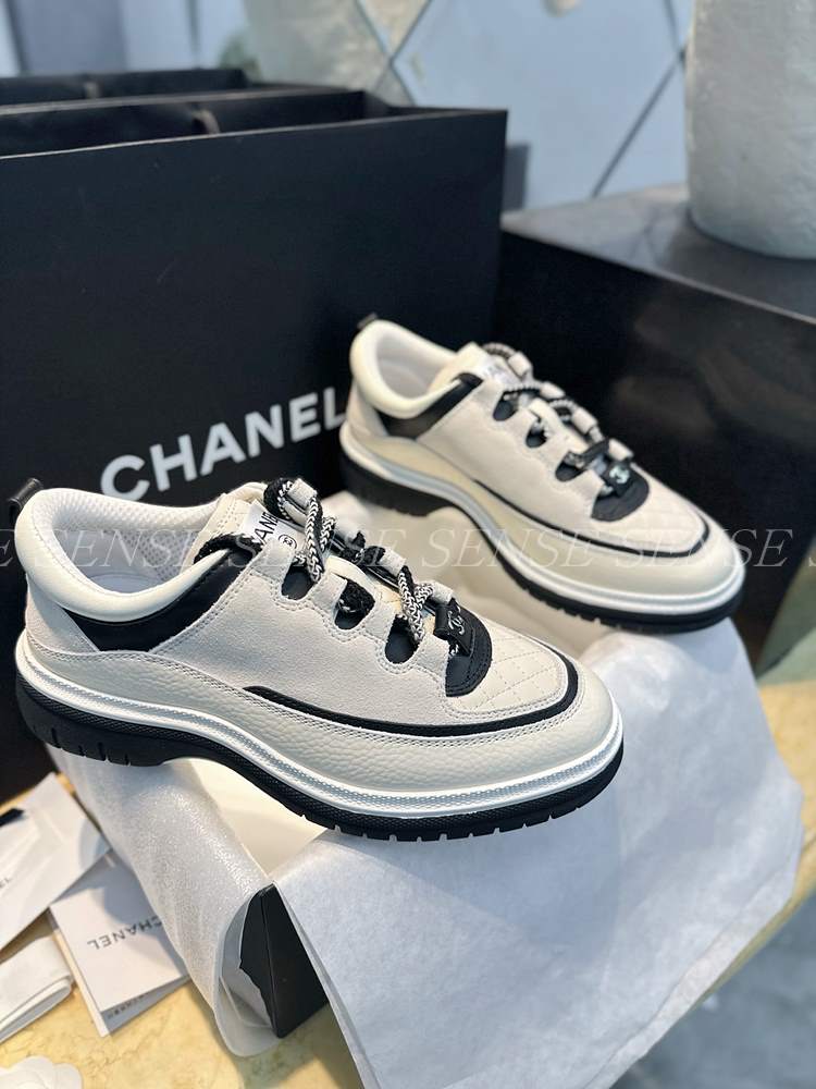 샤넬 25C 크루즈 퀼팅 스니커즈