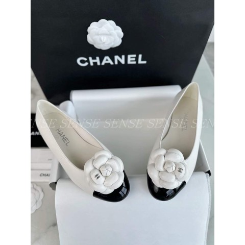 샤넬 24P 까멜리아 발레리나 플랫슈즈