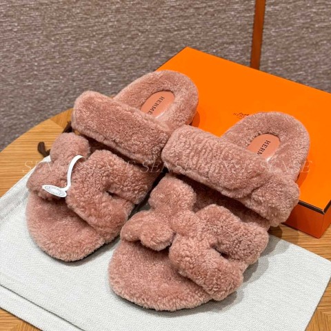 에르메스 시프레 샌들 시어링 (W)