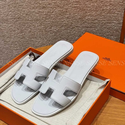 에르메스 오란 샌들 앱송