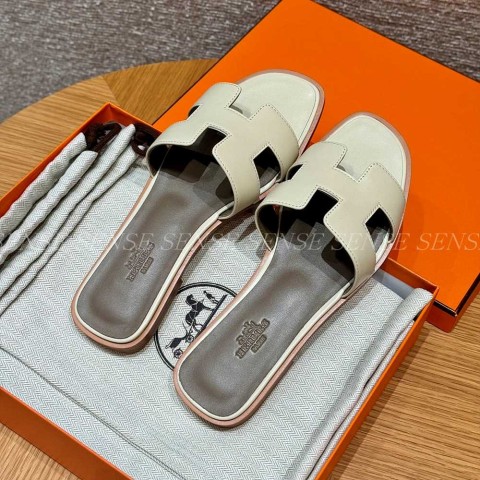 에르메스 오란 샌들 스위프트