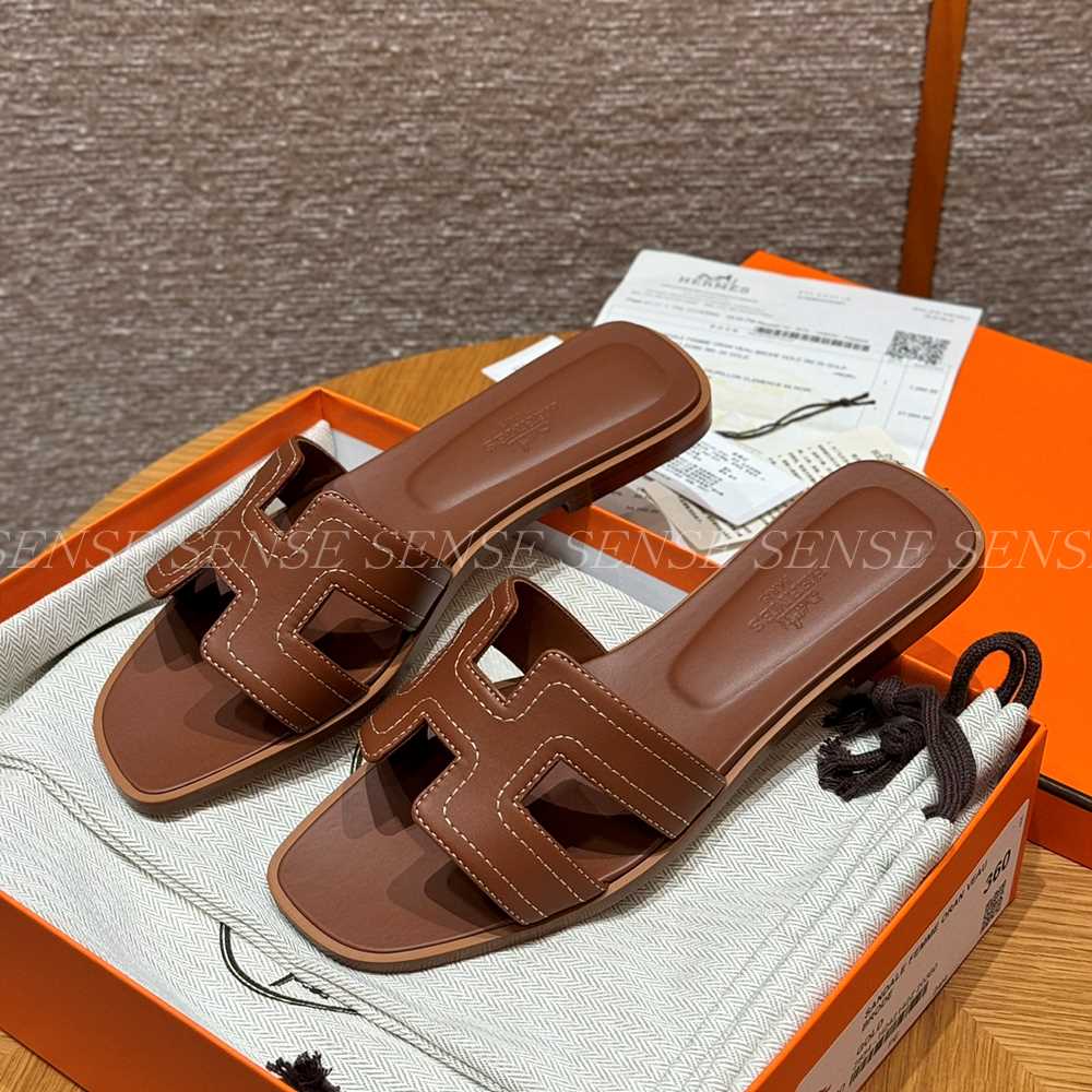 에르메스 오란 샌들 스위프트