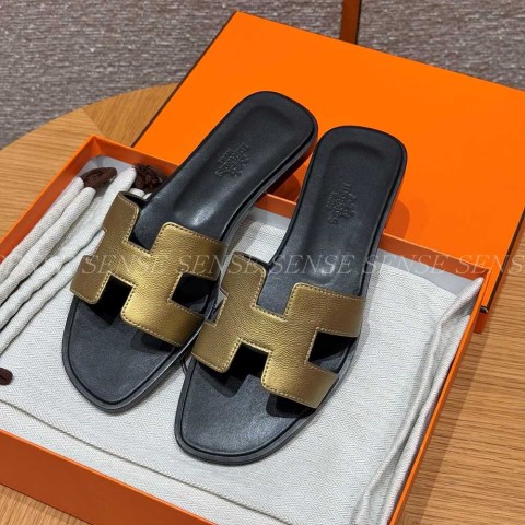 에르메스 오란 샌들 스위프트