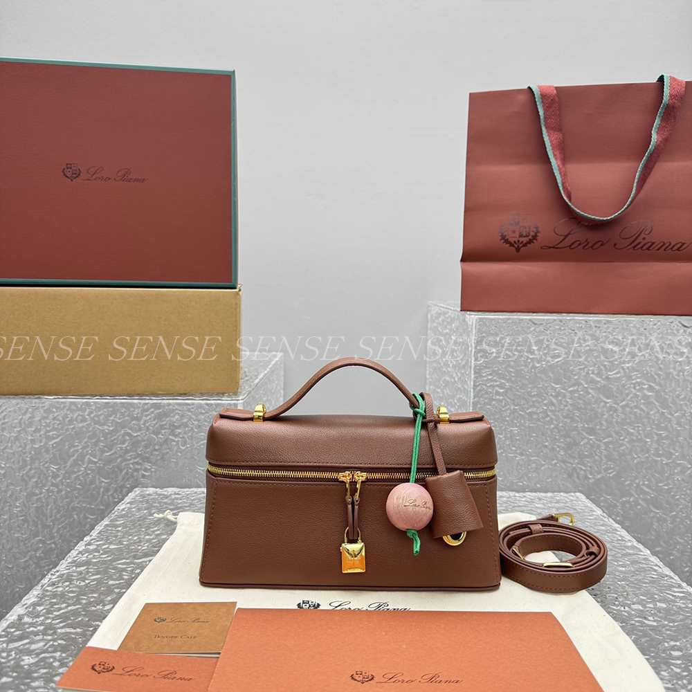 로로피아나 엑스트라 백 L23