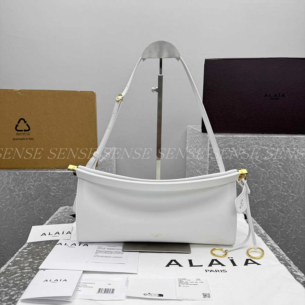 알라이아 이스트웨스트백 미디엄