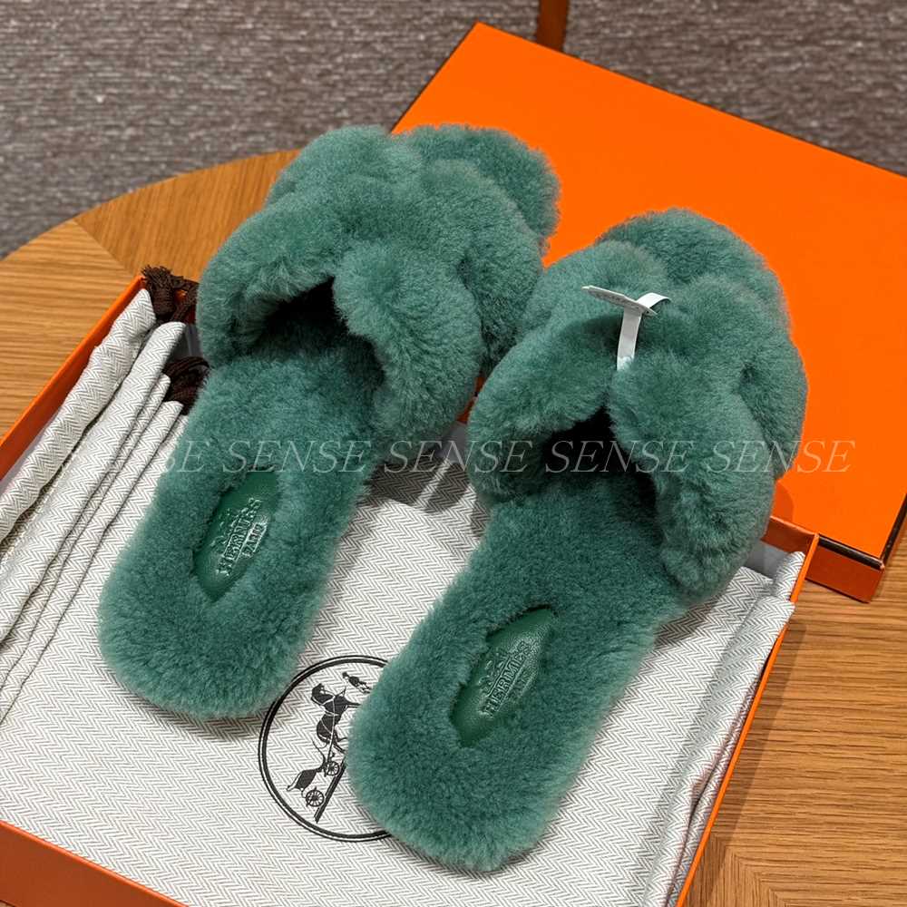 에르메스 오란 샌들 시어링