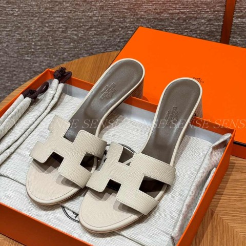 에르메스 오아시스 샌들 앱송