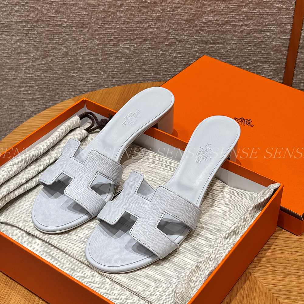 에르메스 오아시스 샌들 앱송