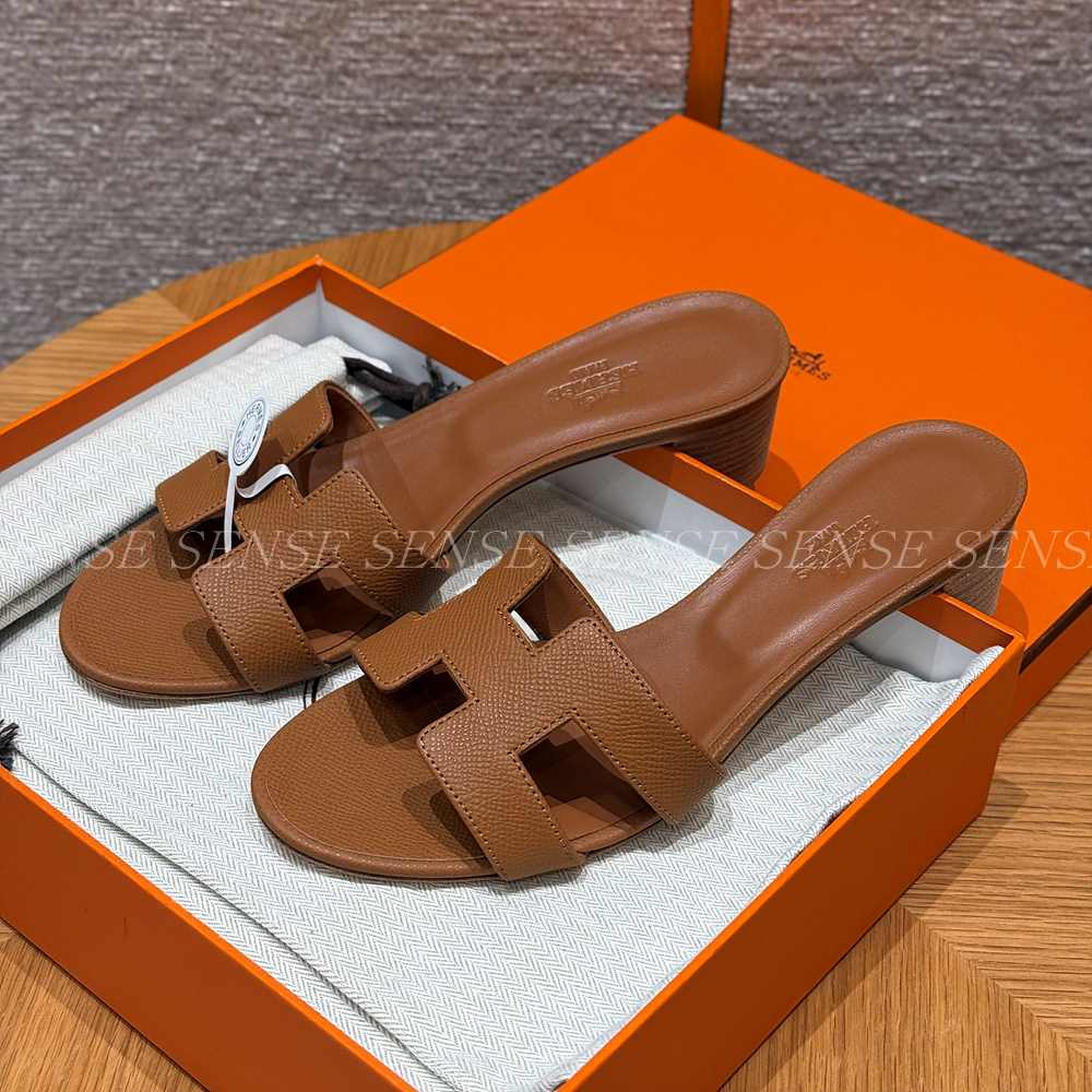 에르메스 오아시스 샌들 앱송