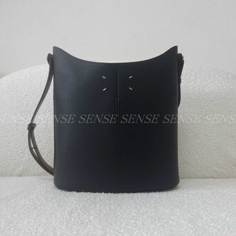 메종 마르지엘라 Dress Age 드레사주 호보백