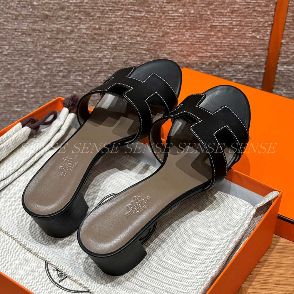 에르메스 오아시스 샌들 스위프트