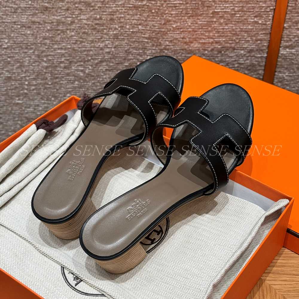 에르메스 오아시스 샌들 스위프트