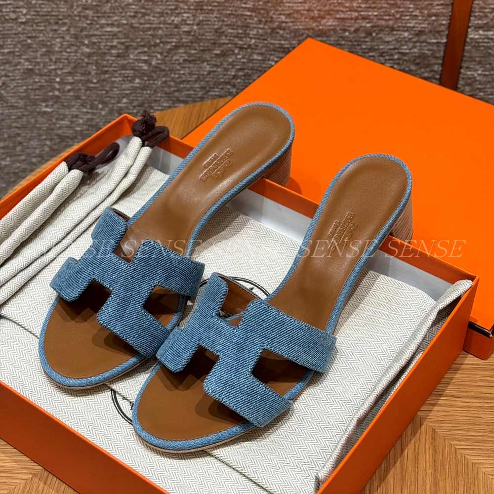 에르메스 오아시스 샌들 데님