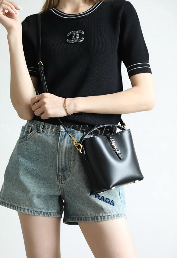 생로랑 LE 37 미니 버킷백