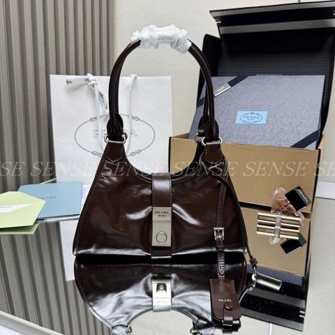 프라다 스몰 가죽 토트백