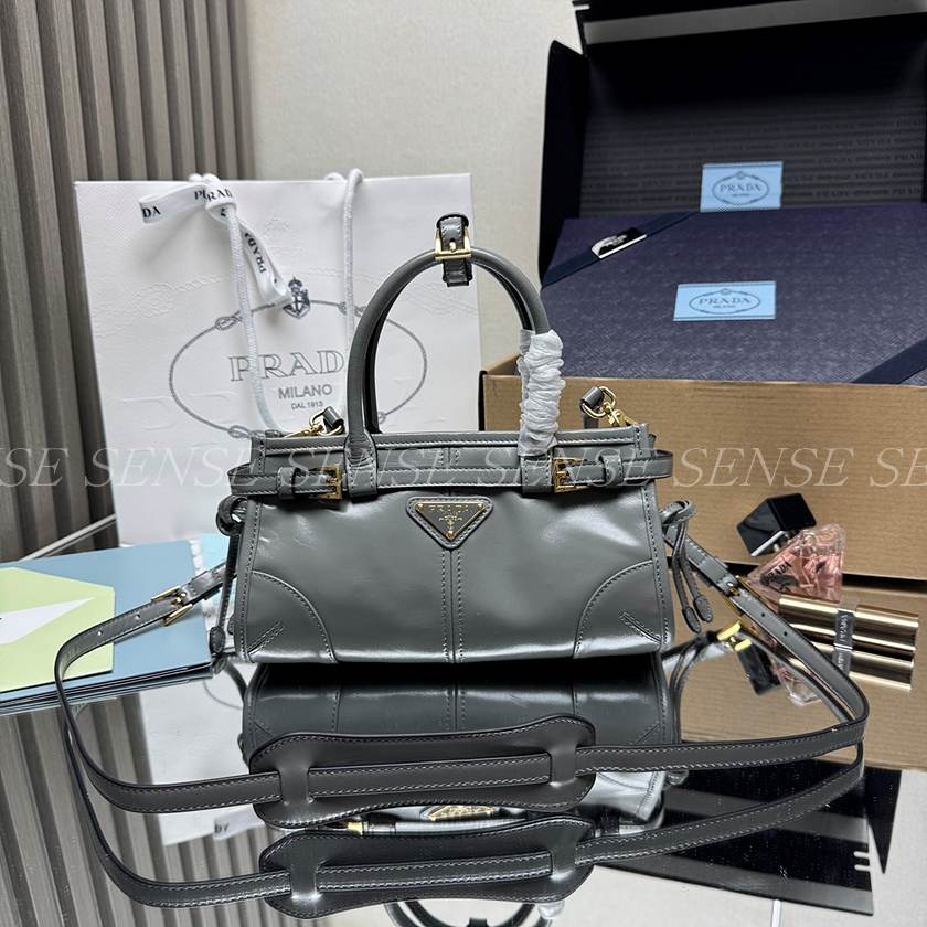 프라다 보니 미니 가죽 핸드백