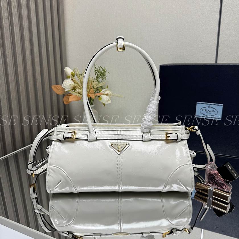 프라다 보니 미디엄 가죽 핸드백
