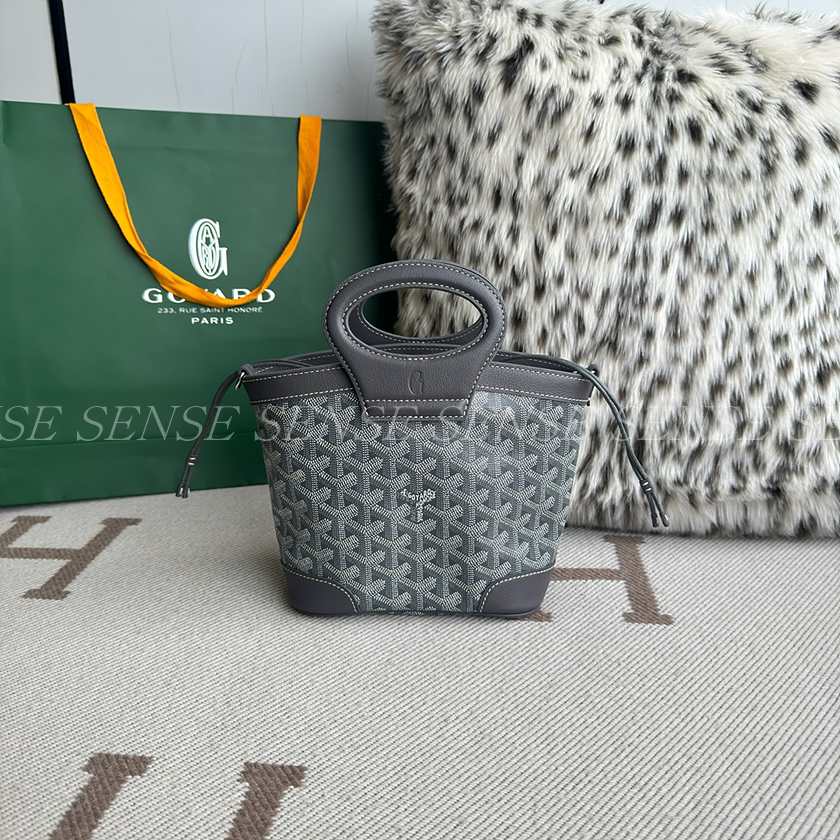 고야드 벨루가 미니백