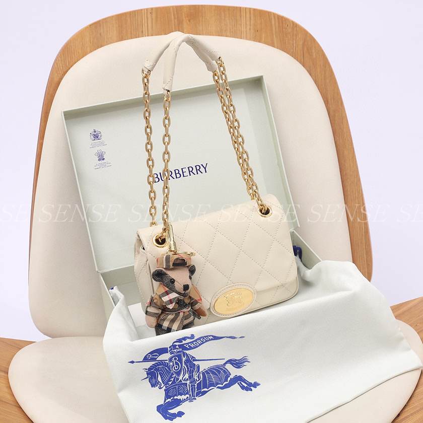 버버리 스몰 스트랜드백