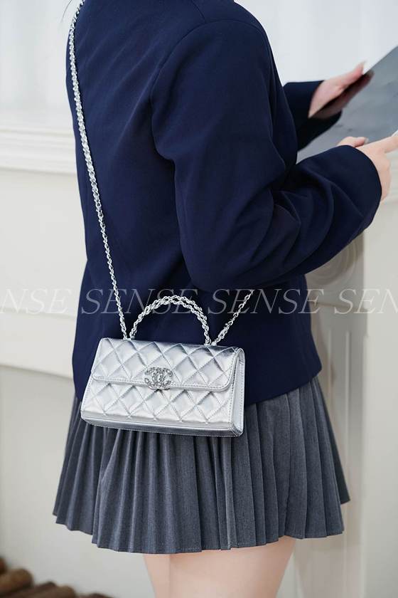 샤넬 25s 체인 탑핸들 플랩백