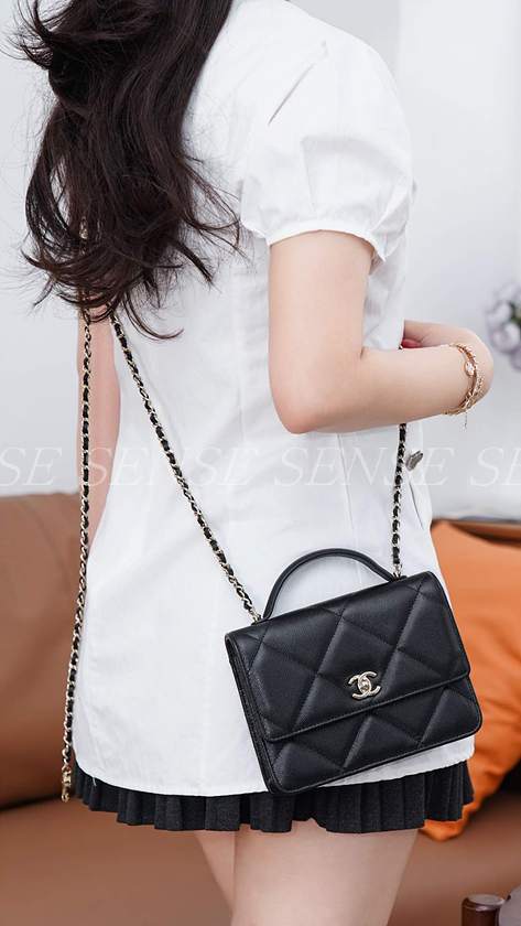 샤넬 25k 탑핸들 플랩 백팩