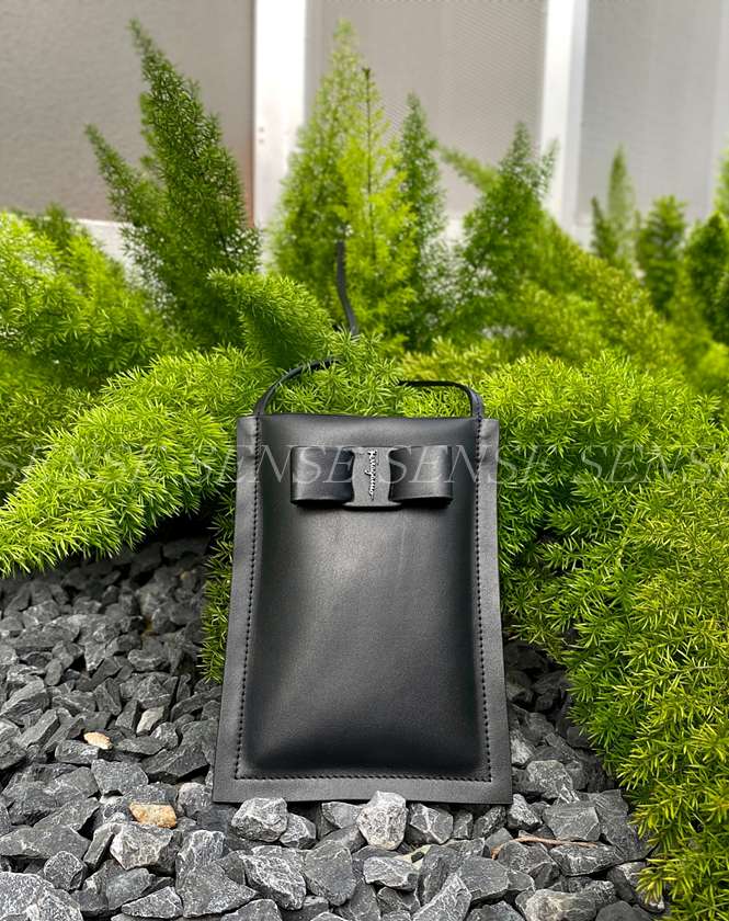 페라가모 폰 홀더백