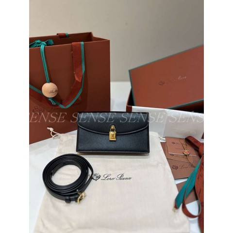 로로피아나 엑스트라 포셰트백