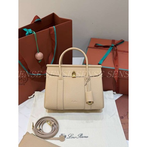 로로피아나 룸 백 L25