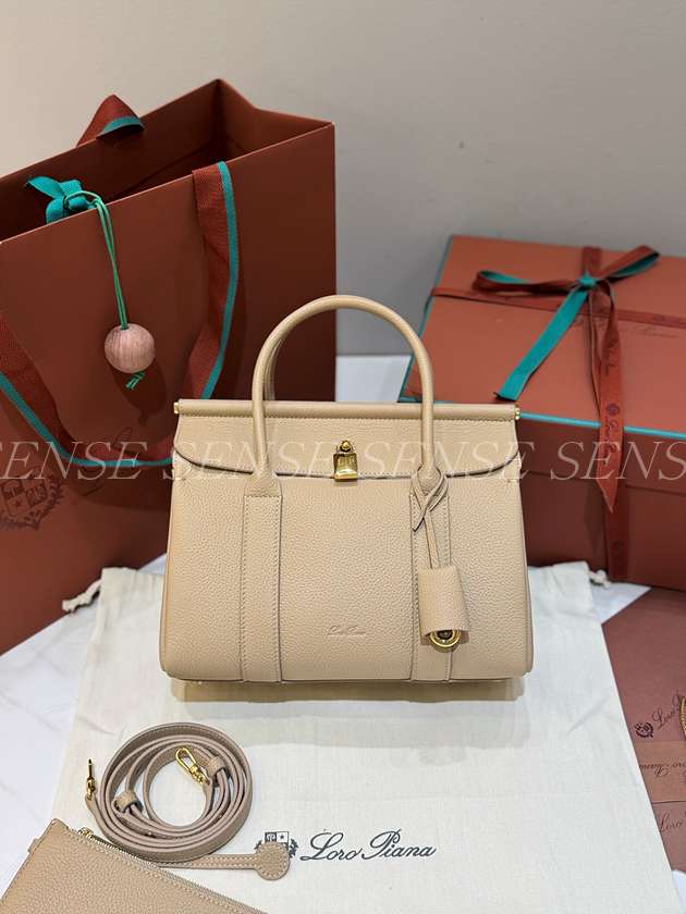 로로피아나 룸 백 L25