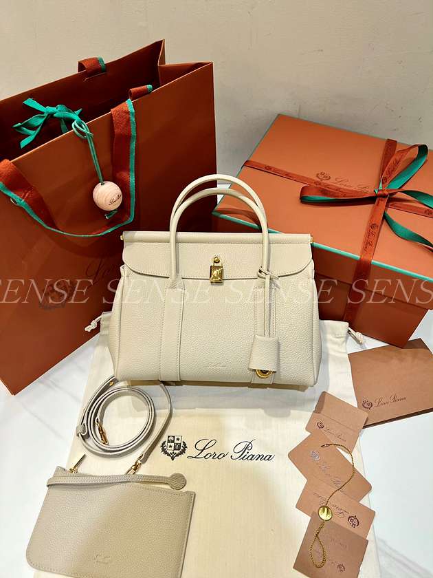 로로피아나 룸 백 L25