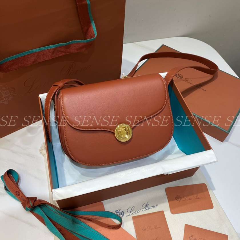 로로피아나 기에라 스몰 LP23