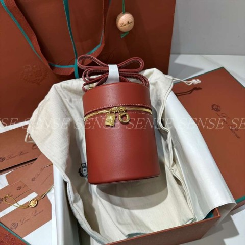 로로피아나 엑스트라 케이스 미디엄