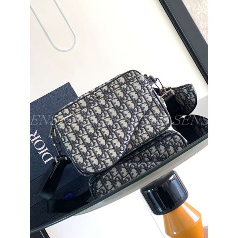 디올 새들 트리플 파우치백