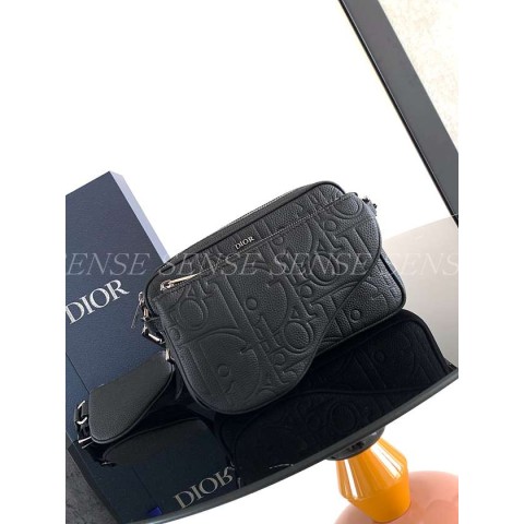 디올 새들 트리플 파우치백