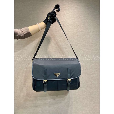 프라다 리나일론 메신저백