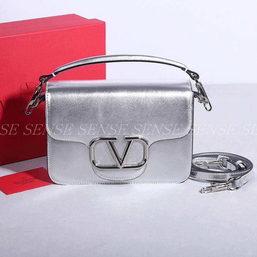 발렌티노 V로고 시그니처 가라바니 로코백